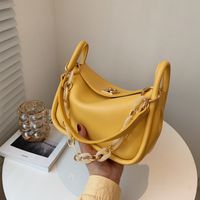 Fashion Solid Color Acrylic Chain Armpit Bag main image 2