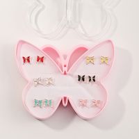 Nouvelles Boucles D&#39;oreilles Pour Enfants Papillon Coréen De Couleur Mélangée Boîtes 12 Combinaisons main image 6