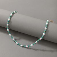 Simple Contrast Color Pearl Necklace Wholesale main image 3
