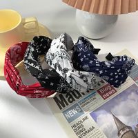 Korean Contrast Color Printing Fabric Cross Headband Wholesale main image 4