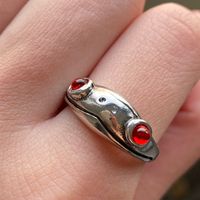 Han Zhishang Retro Frog Ring Cross-border Distressed Simple Garnet Ring Creative Opening Adjustable Ring main image 2