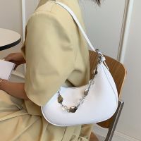 Fashion Chain Solid Color One-shoulder Armpit Bag main image 4