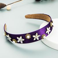 Fashion Pearl Rhinestone Wreath Broad-brimmed Fabric Headband main image 3