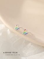 Cute Rainbow Heart Shape Stud Earrings main image 4