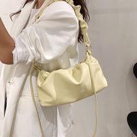 Western Style Pleated Chain Cloud Bag Female Summer 2021 New Fashion Simple Shoulder Underarm Bag Crossbody Dumpling Bag main image 3