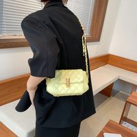 Korean Lingge Embroidery Chain Bag main image 5