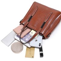 Korean Fashion Simple Portable Large Capacity Messenger Bag main image 4