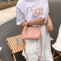 Simple Fashion Solid Color One-shoulder Messenger Bag main image 5
