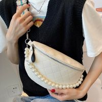Trendy Pearl Chain Shoulder Messenger Chest Bag main image 6