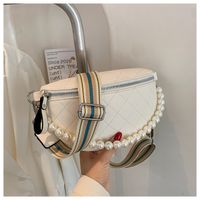 Trendy Pearl Chain Shoulder Messenger Chest Bag sku image 1