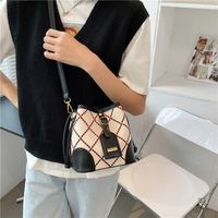 Korean Fashion Checkered Pattern Messenger Bucket Bag sku image 3