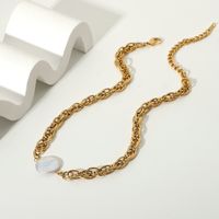 Fashion Gold-plated Stainless Steel Thick Chain Pearl Necklace main image 4