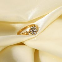 Fashion Snowflake Gold-plated Zircon Stainless Steel Ring main image 4