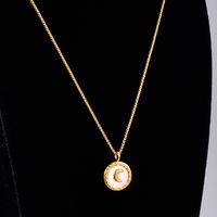 Mode Weiße Fritillary Moon Anhänger Unregelmäßige Mittellange Halskette main image 5
