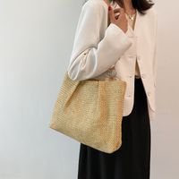 Korean Woven Large Capacity Shoulder Bag main image 4