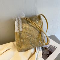 Korean Lace Bow Straw Messenger Bag main image 2
