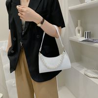 Simple Solid Color Pearl Chain Armpit Bag main image 6