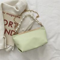 Fashion Pearl Chain Solid Color Messenger Bag sku image 3