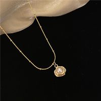 Fashion Petal Pearl Pendent Alloy Clavicle Chain main image 3