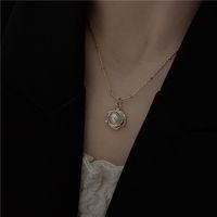 Fashion Petal Pearl Pendent Alloy Clavicle Chain main image 5