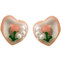Jolies Boucles D&#39;oreilles En Forme De Coeur Irrégulier En Gelée De Perles De Fleurs main image 6