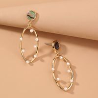 Simple Pearl Natural Abalone Shell Oval Hollow Earrings main image 4