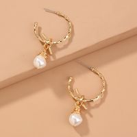 Fashion C-shaped Bamboo Knotted Hand-wound Pearl Earrings main image 3