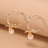Fashion C-shaped Bamboo Knotted Hand-wound Pearl Earrings main image 4