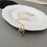 Collier Simple En Cuivre Avec Pendentif En Forme De Coeur sku image 1