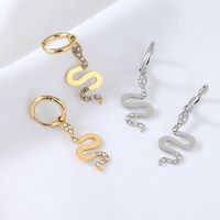Simple Irregular Golden Snake-shaped Diamond Stainless Steel Earring main image 1