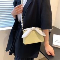 Fashion Rabbit Ears Shape Knot Pearl Chain Messenger Small Square Bag Wholesale main image 6