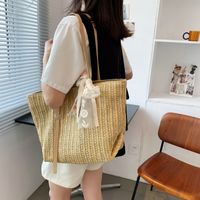 Korean Simple Silk Scarf Large-capacity Shoulder Straw Woven Bag Wholesale main image 4