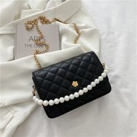 Korean Large Capacity Pearl Chain Messenger Small Square Bag Wholesale sku image 4