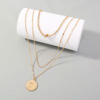 Wholesale Jewelry Simple Knotted Chain Round Portrait Pendant Multi-layered Necklace Nihaojewelry main image 1