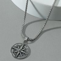 Nihaojewelry Retro Metal Eight-pointed Star Compass Pendant Necklace Wholesale Jewelry main image 2