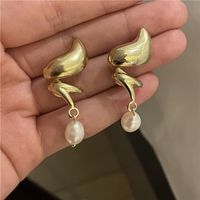 Wholesale Jewelry Baroque Spiral Pearl Pendant Earrings Nihaojewelry sku image 1