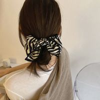Korean Zebra Pattern Bowknot Clip Headdress main image 1