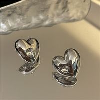 Retro Simple Metal Peach Heart Diamond Earrings main image 6