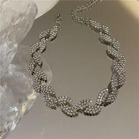 Korean Full Of Diamonds Leaf Shape Short Clavicle Chain main image 4