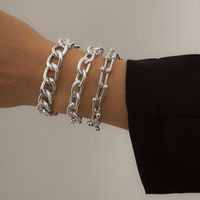Bracelet Chaîne En Aluminium À Croix Creuse Multicouche Brillant À La Mode main image 4