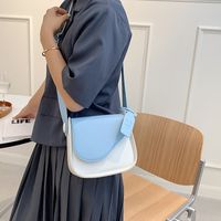 Wholesale Accessories Contrasting Color Saddle Messenger Bag Nihaojewelry main image 3