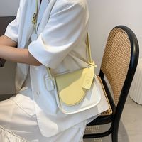 Wholesale Accessories Contrasting Color Saddle Messenger Bag Nihaojewelry main image 5