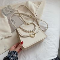 Wholesale Accessories Geometric Pearl Chain Messenger Bag Nihaojewelry sku image 5