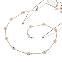 Mode Einfache Perlenblume Brillenkette Großhandel main image 3
