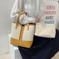 Korean Style Simple Stitching Contrast Color One-shoulder Diagonal Tote Bag main image 4