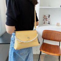 Korean Style Texture One-shoulder Messenger Pearl Chain Small Square Bag main image 4