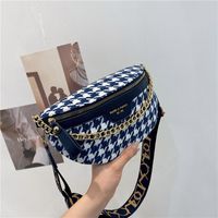 Korean Style Houndstooth Chain Zipper Shoulder Chest Bag main image 6