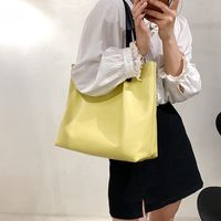 Fashion Simple Large-capacity Single Shoulder Tote Bag sku image 2