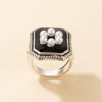 Retro Elegant Court Style Black Pearl Flower Ring sku image 1