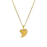 Simple Heart Heart Pendant Necklace main image 6